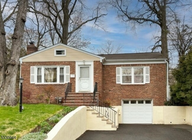 Building Photo - 7 Evergreen Terrace