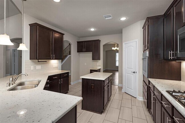 Building Photo - 236 Redwood Cyn Trl