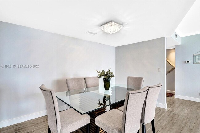 Building Photo - 3000 Island Blvd