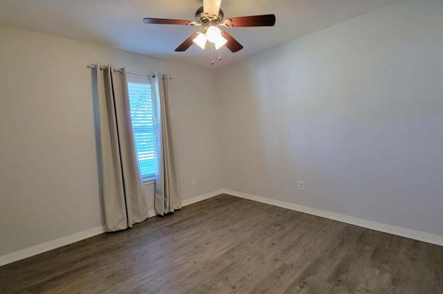 Building Photo - 1223 Redwood Ln