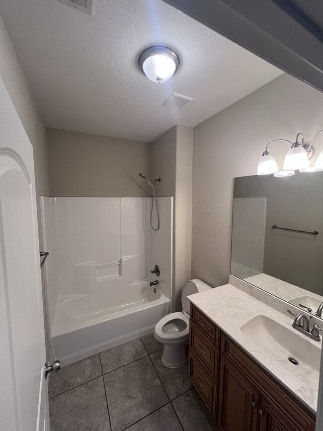 Building Photo - 6882 Brocado Ct