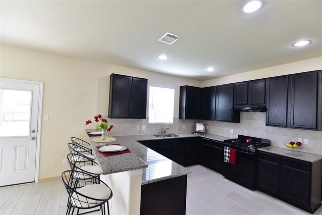 Building Photo - 2319 Bright Sunrise Trl