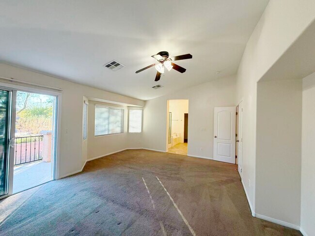 Building Photo - 7473 Glorious Sun Dr