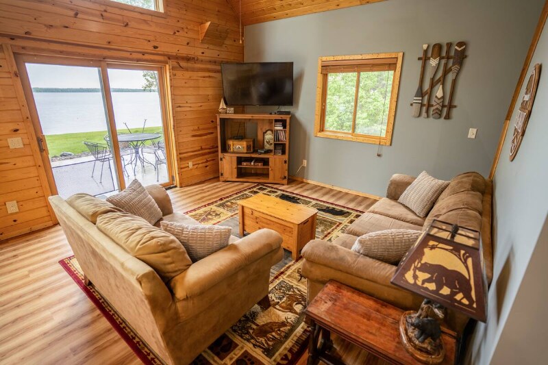 Building Photo - 24245 Clam Lake Dr