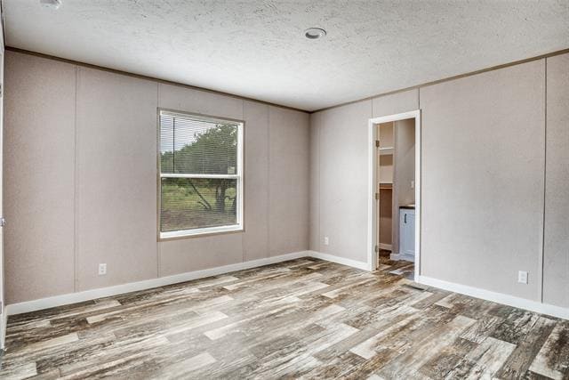 Building Photo - 706 Hedgerow Trail
