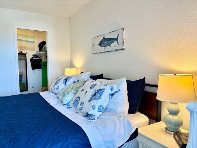 Building Photo - 1 Bedroom | Resort-Style Amenities | Walk to the Beach | Channel Islands Waterfront | Monthly Fur...