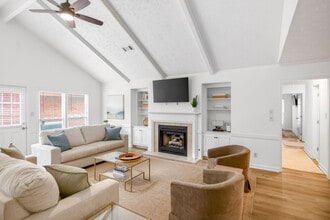Building Photo - 6536 Monmouth Mews