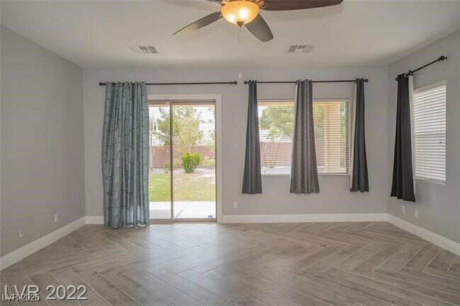 Building Photo - 4935 N Moncada Way