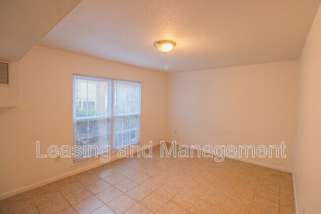 Building Photo - 650 Cornell St