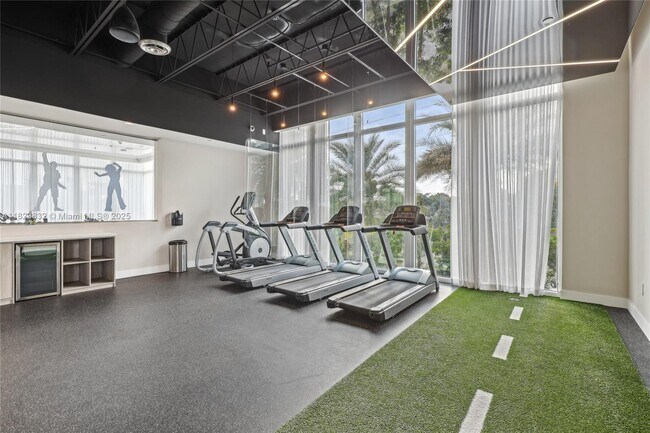 Building Photo - 10445 NW 68th Terrace