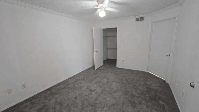 Building Photo - 2200 Key W Ct