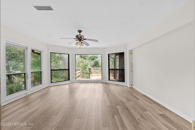 Building Photo - 764 Hazelwood Ct