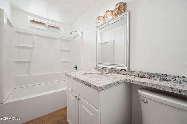 Building Photo - 2946 W Villa Maria Dr
