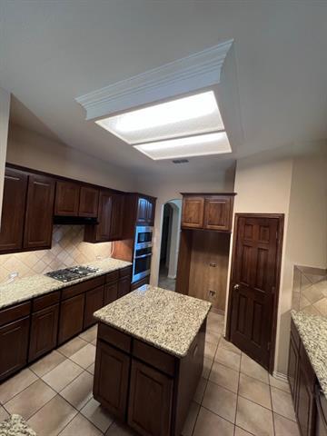 Building Photo - 8205 Fountain Springs Dr