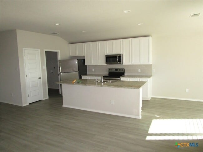 Building Photo - 233 Mossberg Wy