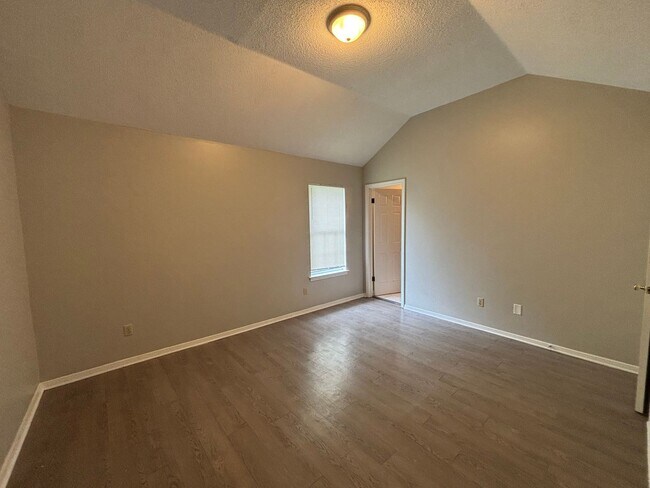 Building Photo - 8349 Honey Dew Cove