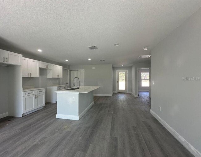 Building Photo - 43 Water Track Loop