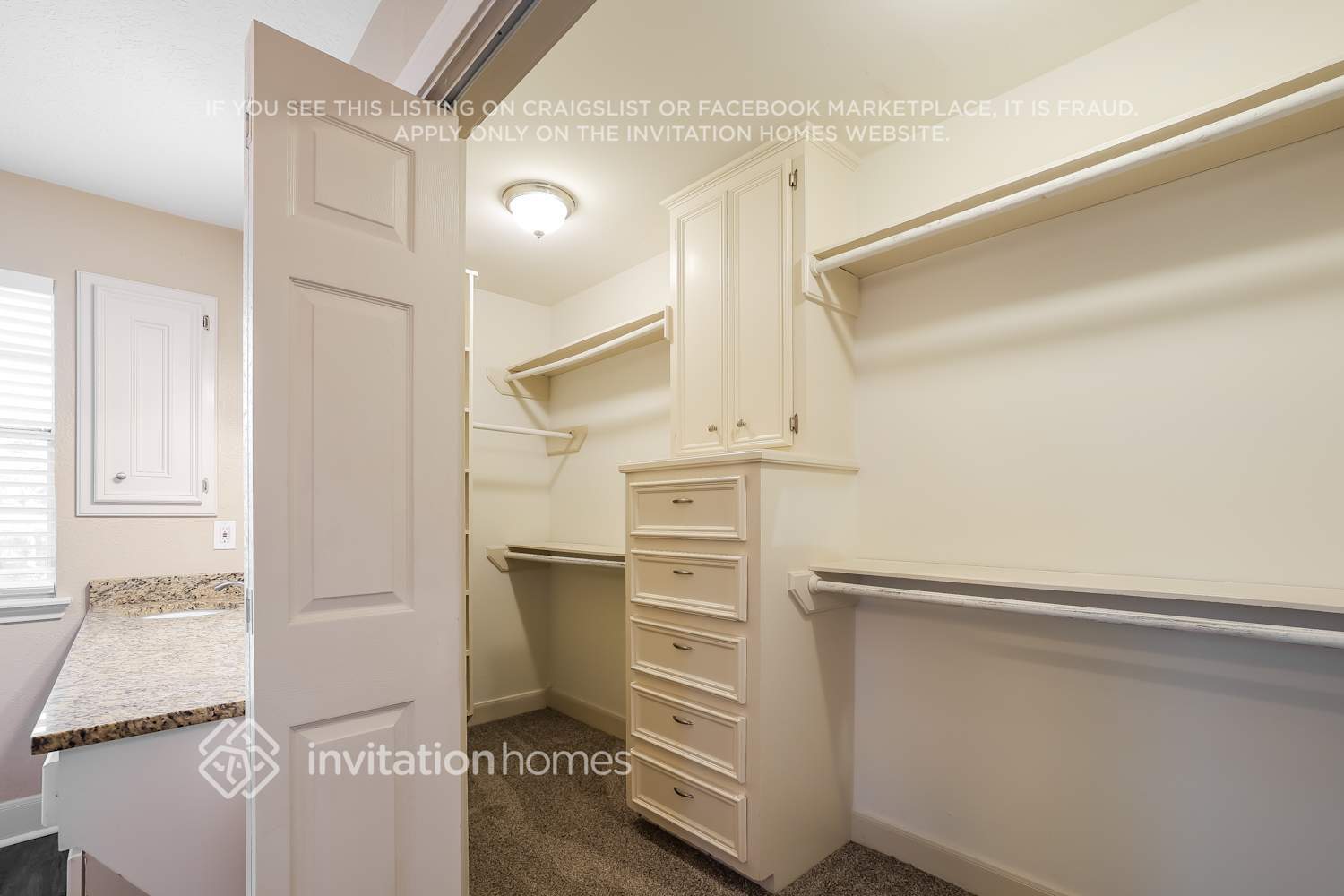 Building Photo - 18406 Spinner Ct Dr