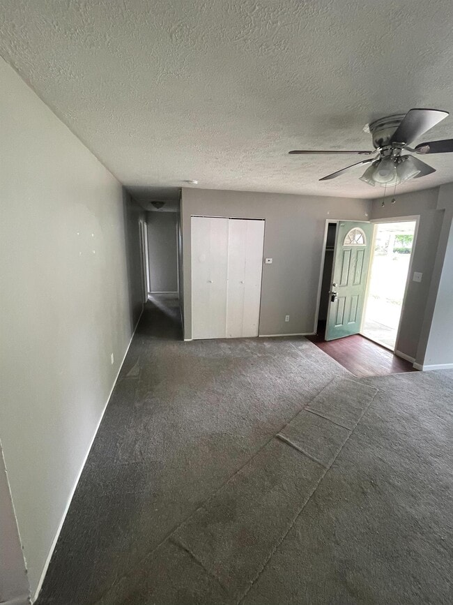 Building Photo - 5399 Inlet Dr