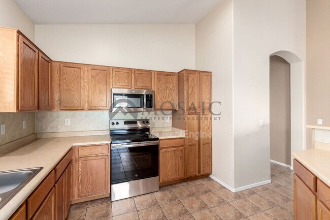 Building Photo - 4020 E Trigger Way