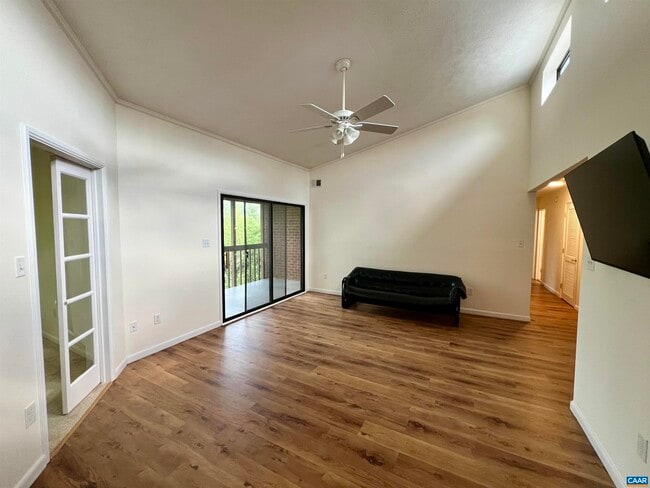 Building Photo - 116 Turtle Creek Rd