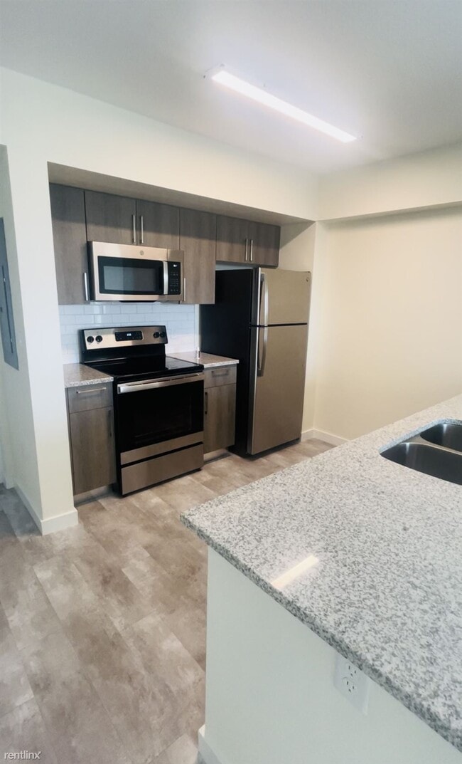 Building Photo - 1 br, 1 bath Condo - 70 NW 107th Ave NUEVO...