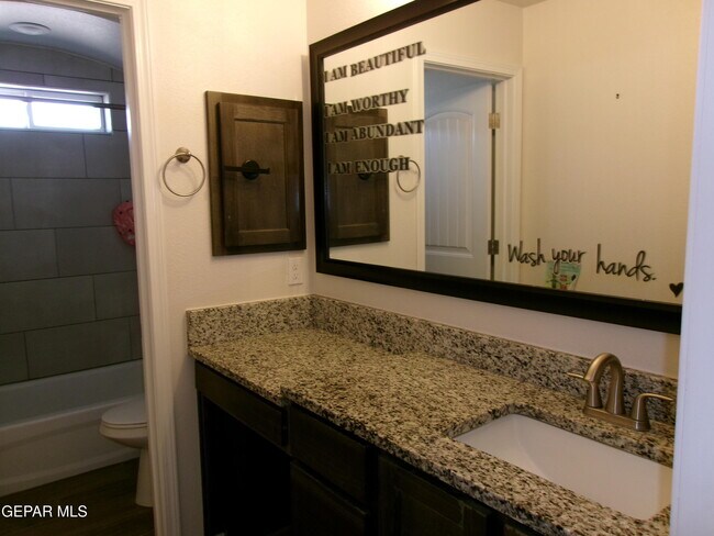 Building Photo - 11361 Hidalgo Dr