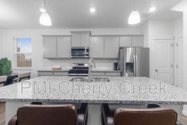 Building Photo - 27543 E Byers Ave