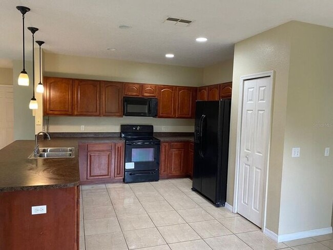 Building Photo - 2299 Rock Dr
