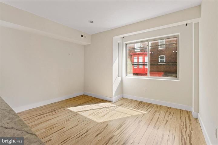 Building Photo - 902 N 16th St