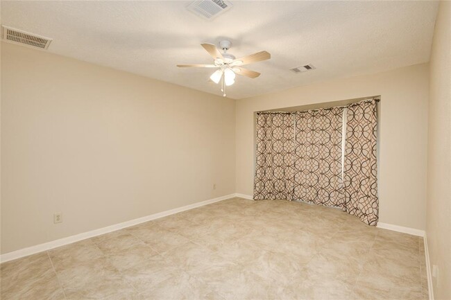 Building Photo - 1411 Brickarbor Dr