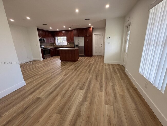 Building Photo - 10854 SW 141st Ln