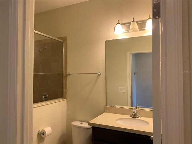 Building Photo - 1704 Lobelia Dr