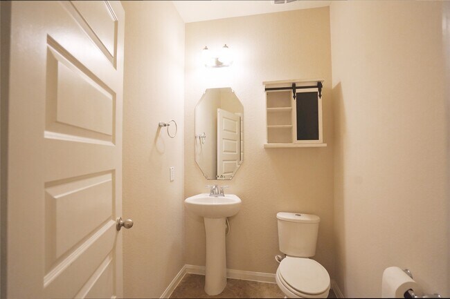Building Photo - 3303 Windsor Ranch Ln