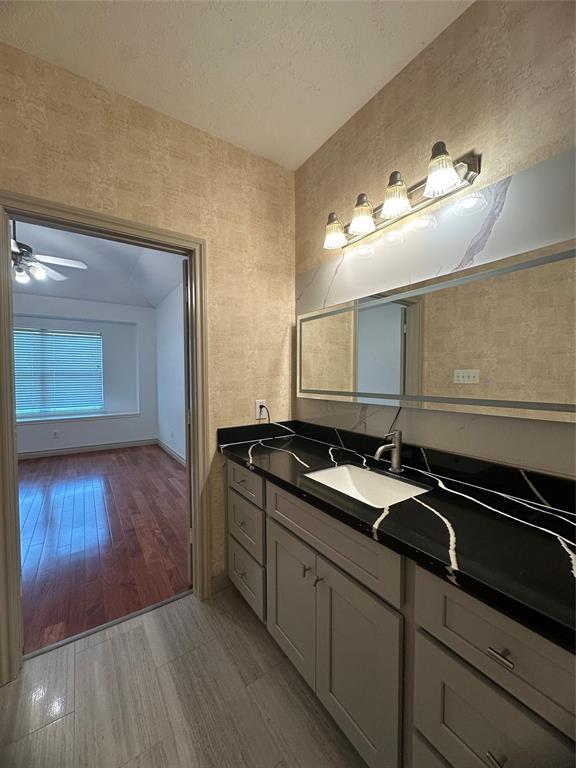 Building Photo - 2027 Marchwood Manor Dr