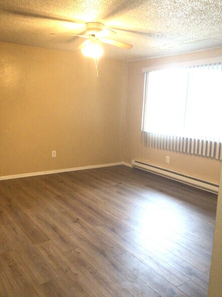 Building Photo - 14821 Washington Ave SW