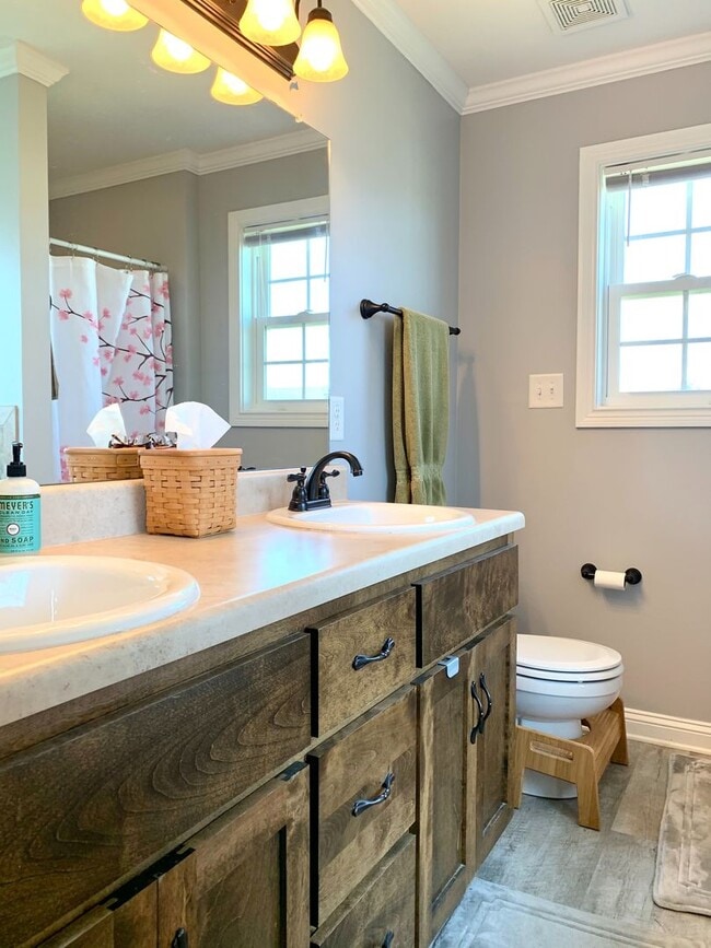 Building Photo - 200 Buckshot Dr