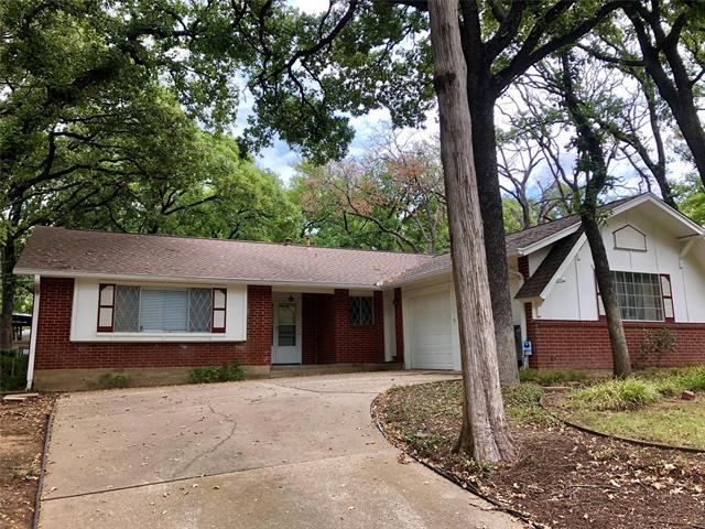 Building Photo - 3701 Halifax Dr