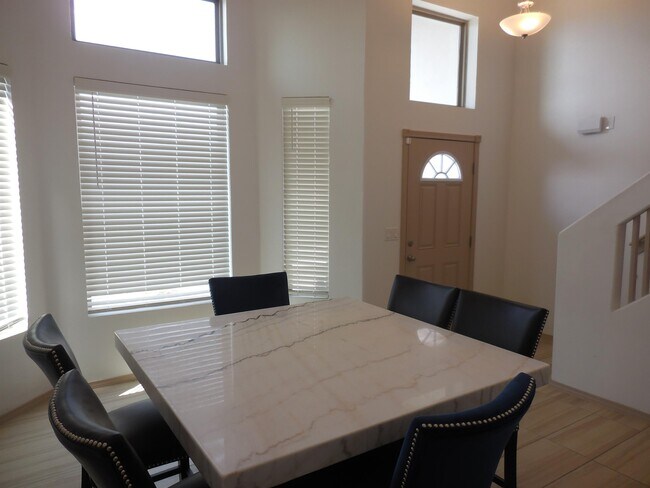 Building Photo - 12880 Haxby St