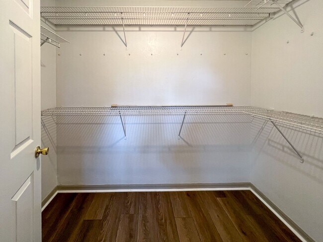 Building Photo - 3BR/2BA Home in Gated Turkey Creek!