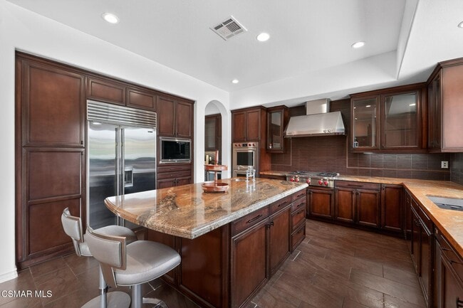 Building Photo - 9651 Sagebrush Ave