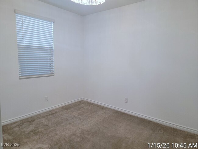 Building Photo - 2924 Gaffer Film St