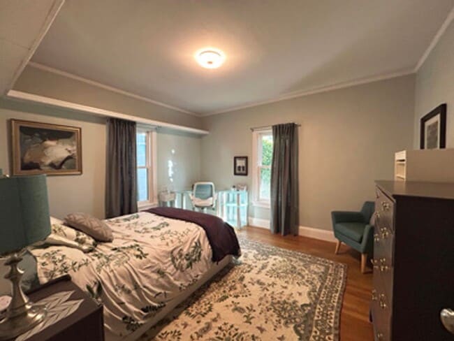 Building Photo - Welcome to this Fully Furnished Crocker Highland Gem!