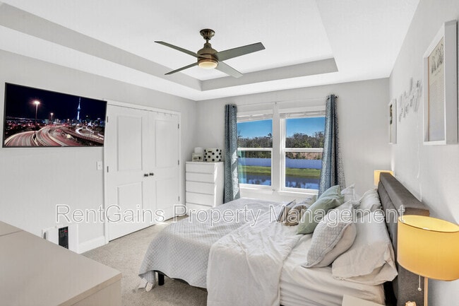 Building Photo - 14125 Sterely Ct S