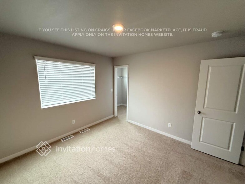 Building Photo - 7203 Dolores Ave