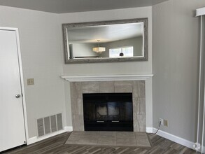 Building Photo - 2524 Charlene Ln
