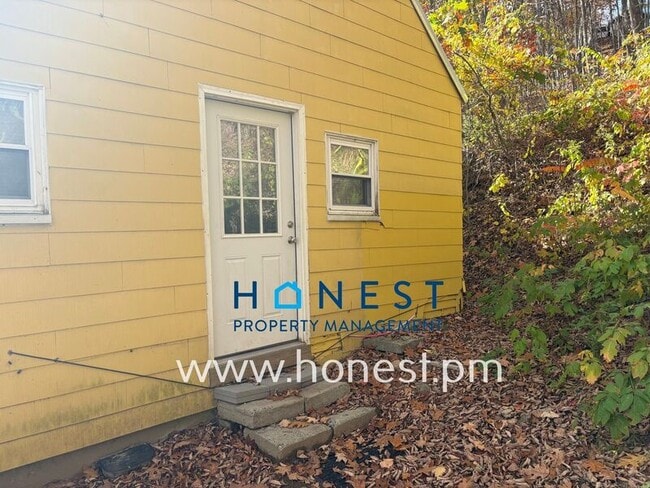 Building Photo - 36 Prospect St