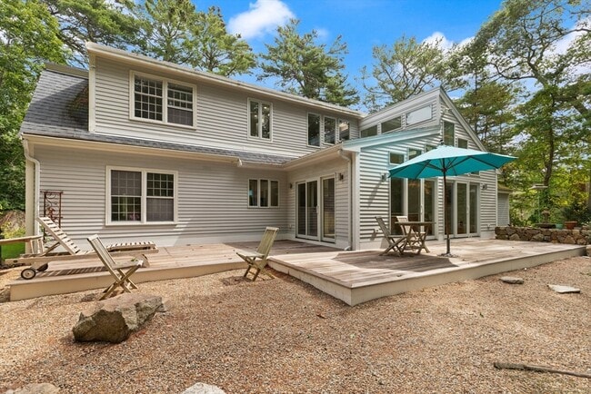 Building Photo - 6 Hickory Hill Rd