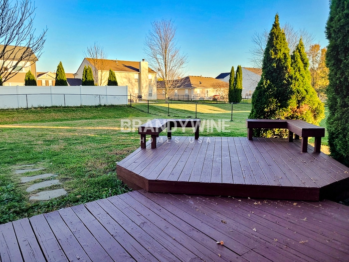 Building Photo - 5611 Olive Branch Way