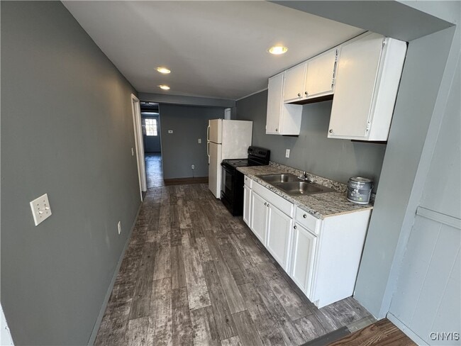 Building Photo - 108 West St